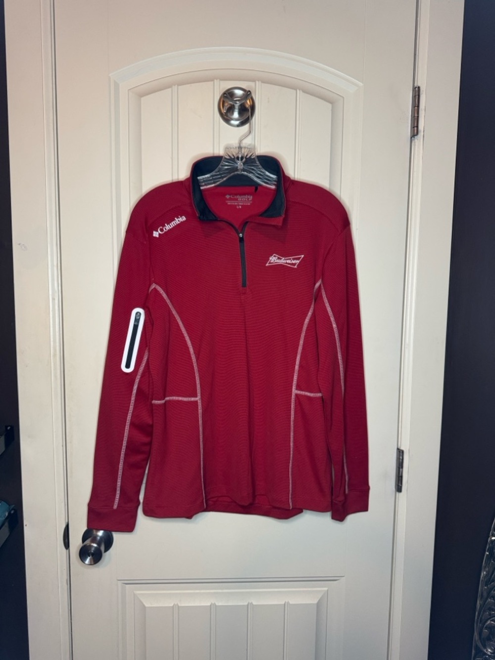 Columbia Size L Red and Black Quarter-Zip Golf Pullover with Budweiser Patch